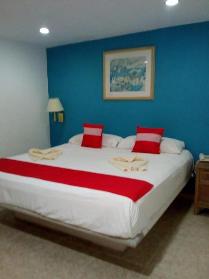 Hotel Gandhi Chetumal Exterior photo
