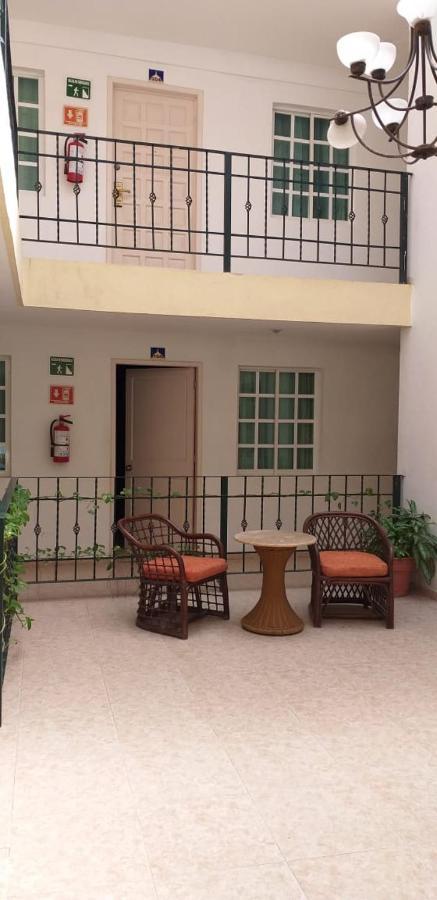 Hotel Gandhi Chetumal Exterior photo