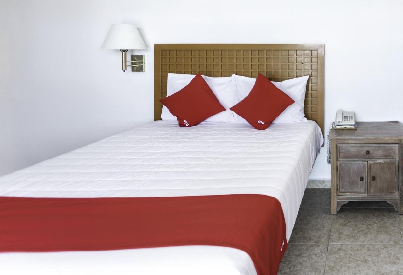 Hotel Gandhi Chetumal Exterior photo